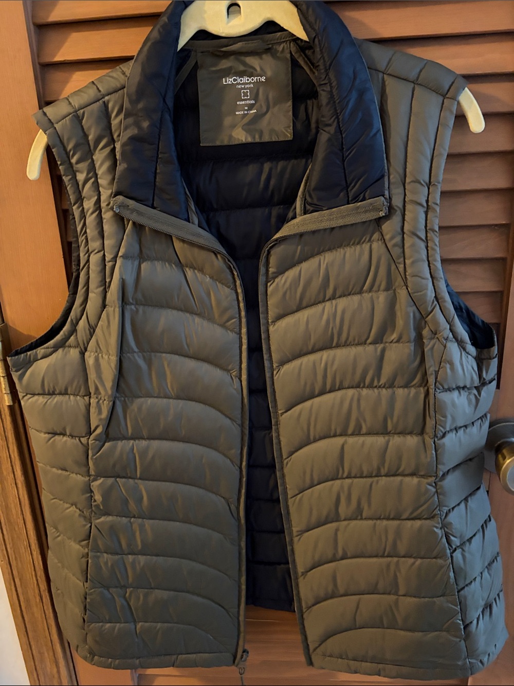 Liz Claiborne Quilted Puffer Vest in Olive